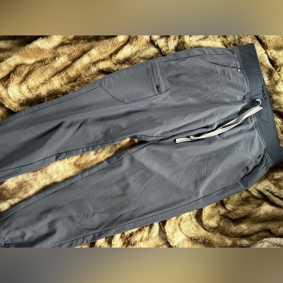 Figs Scrubs: Vapor Blue Space Dye: Medium Zamora Joggers - Picture 2 of 3